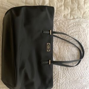 Kate Spade large nylon zip tote, lightweight, perfect handbag for safe travel